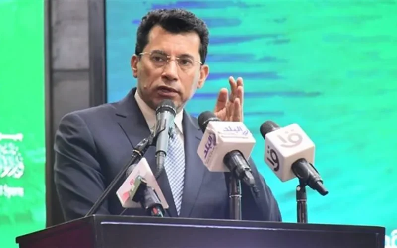 صافرة الختام.. وزير الرياضة يحضر نهاية بطولة الأندية لكرة القدم الإلكترونية 2025